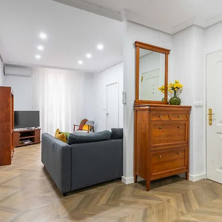 Balmes Flat Market ולנסיה